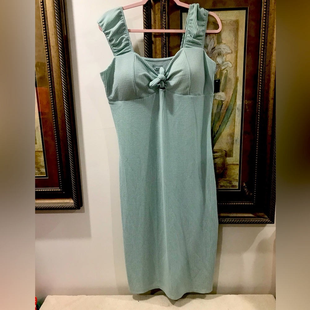 Sleeveless Mint Ribbed Midi Dress with Front Knot